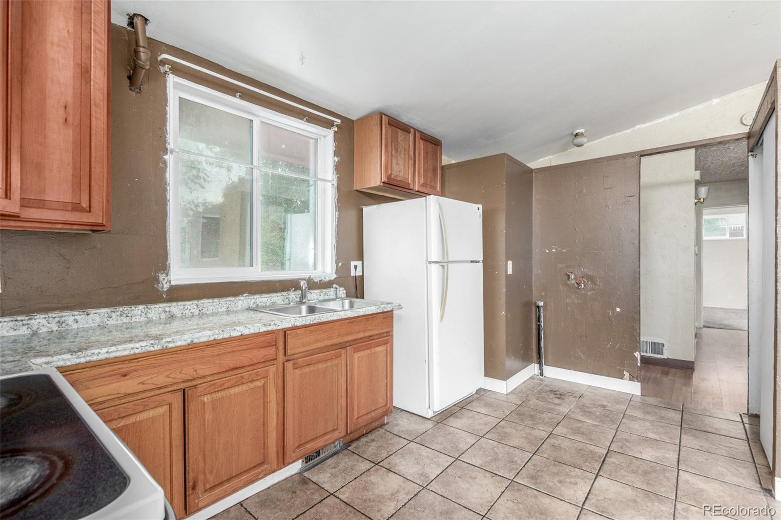 MLS Image #5 for 740  cortez street,denver, Colorado