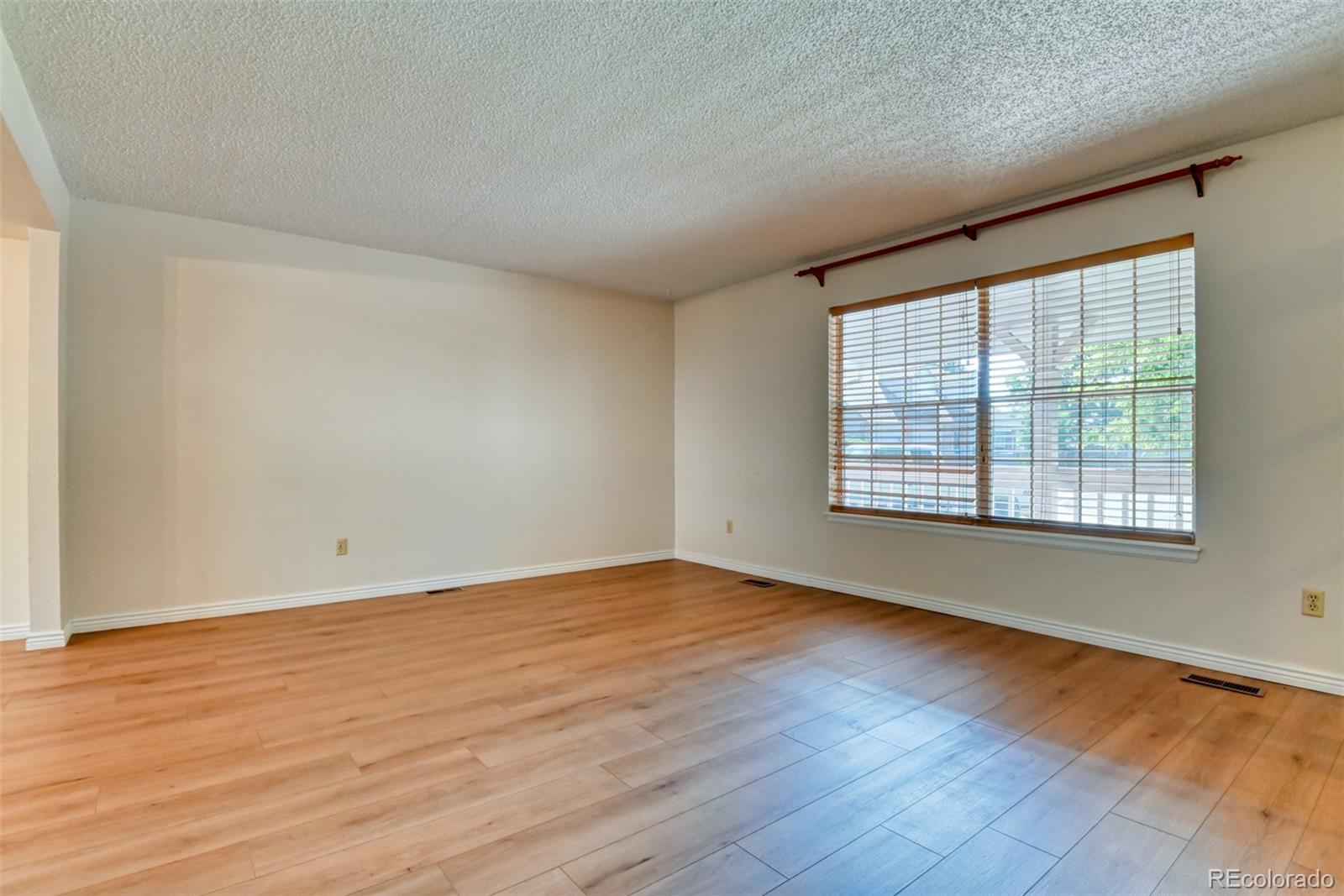 MLS Image #6 for 6120  steamboat court,colorado springs, Colorado