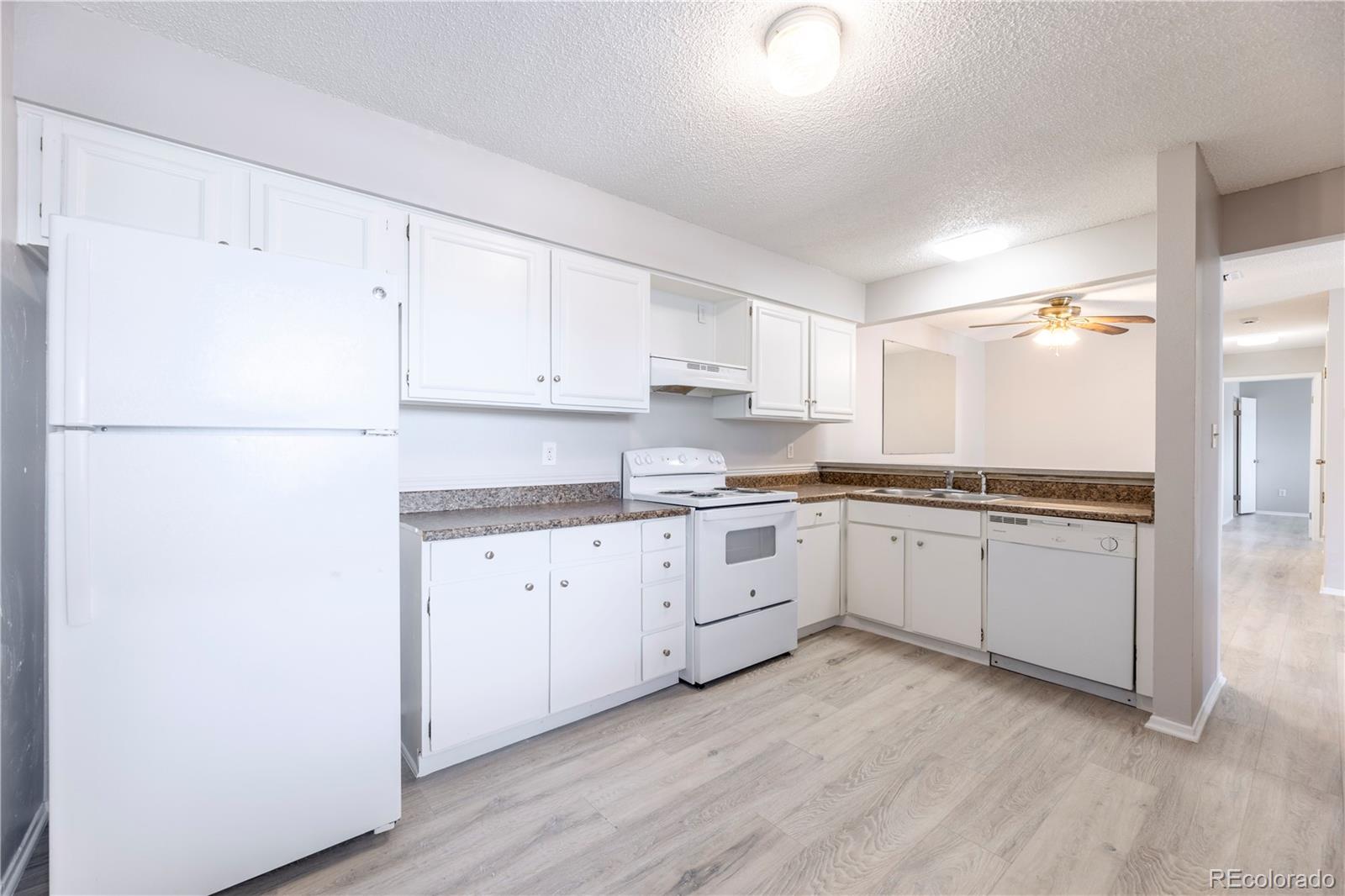 MLS Image #15 for 2365 e geddes avenue,littleton, Colorado