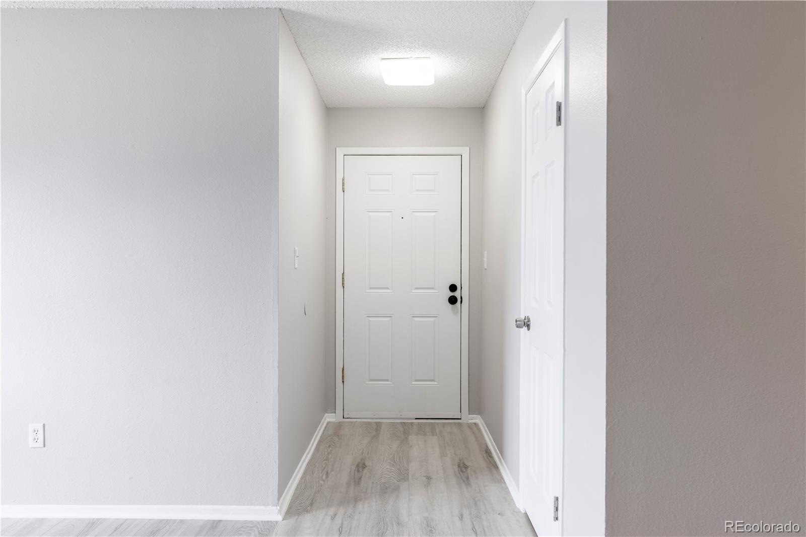 MLS Image #2 for 2365 e geddes avenue,littleton, Colorado