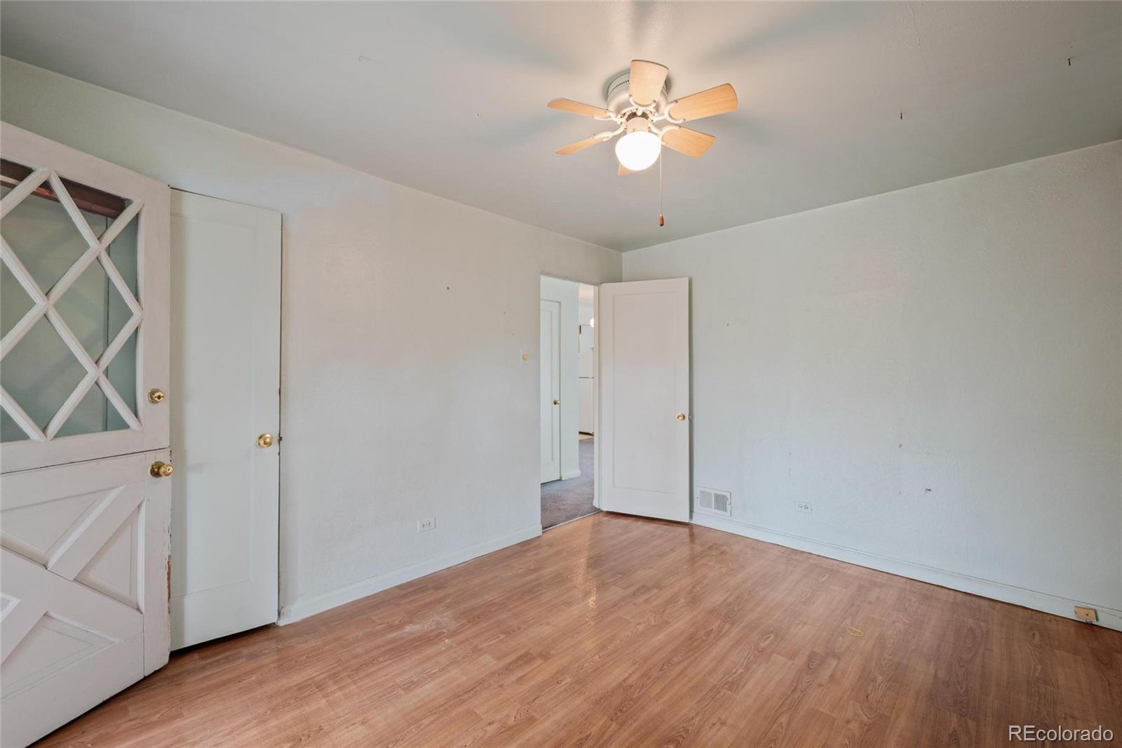 MLS Image #10 for 582 s alcott street,denver, Colorado