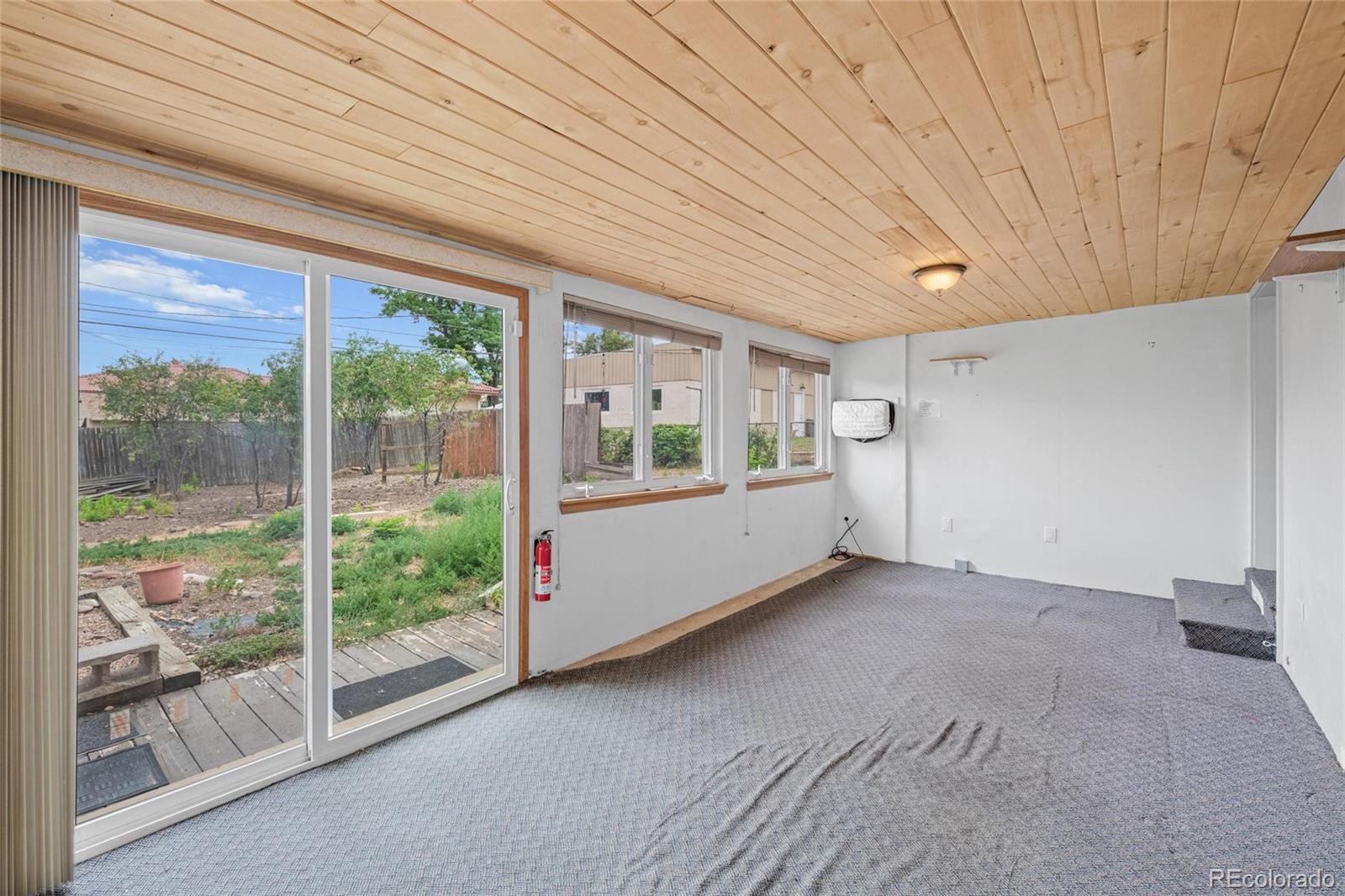 MLS Image #12 for 582 s alcott street,denver, Colorado