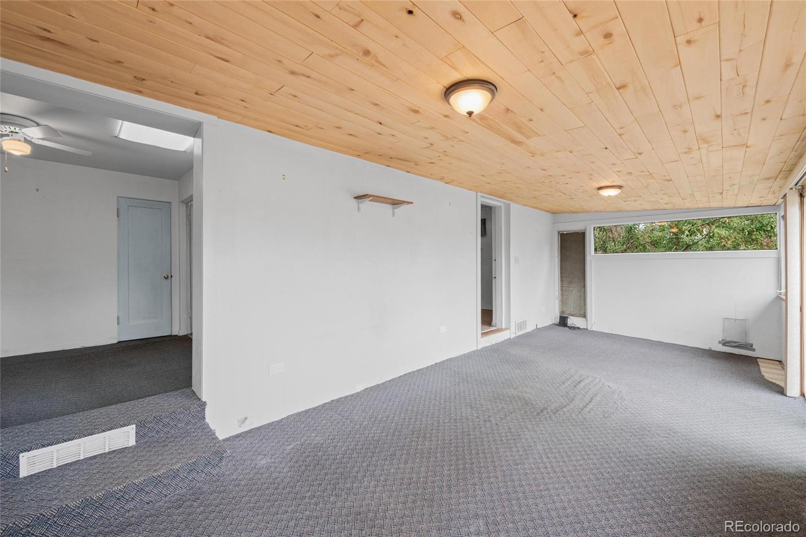 MLS Image #13 for 582 s alcott street,denver, Colorado