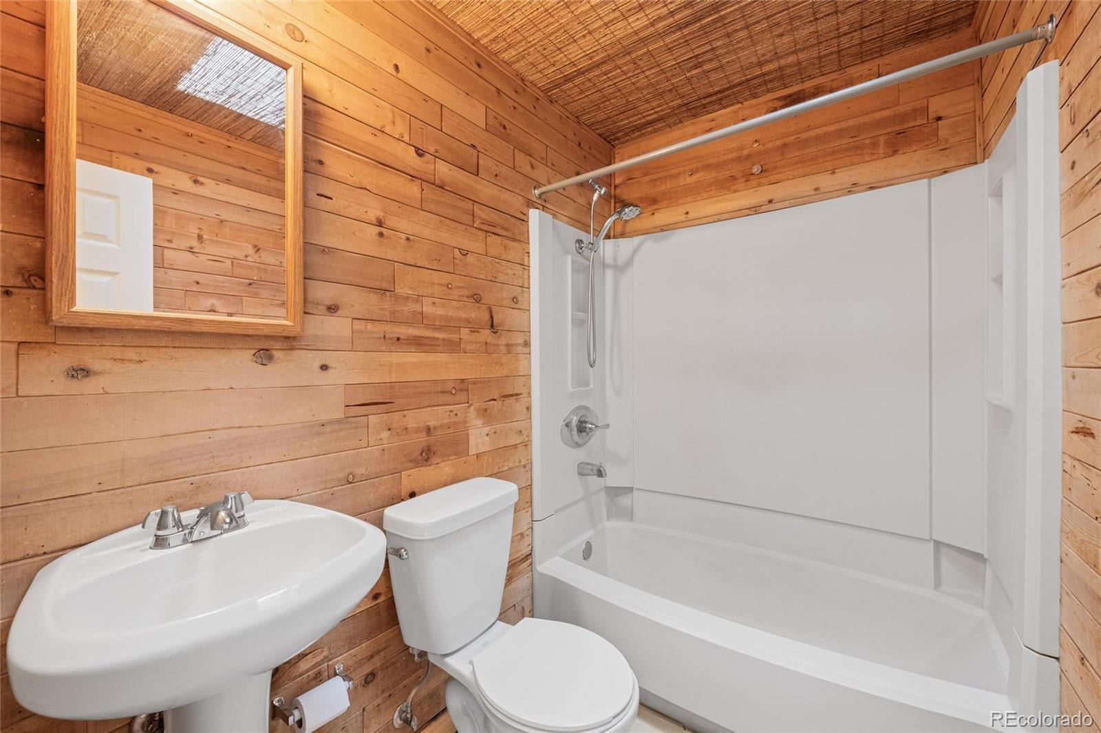 MLS Image #18 for 582 s alcott street,denver, Colorado