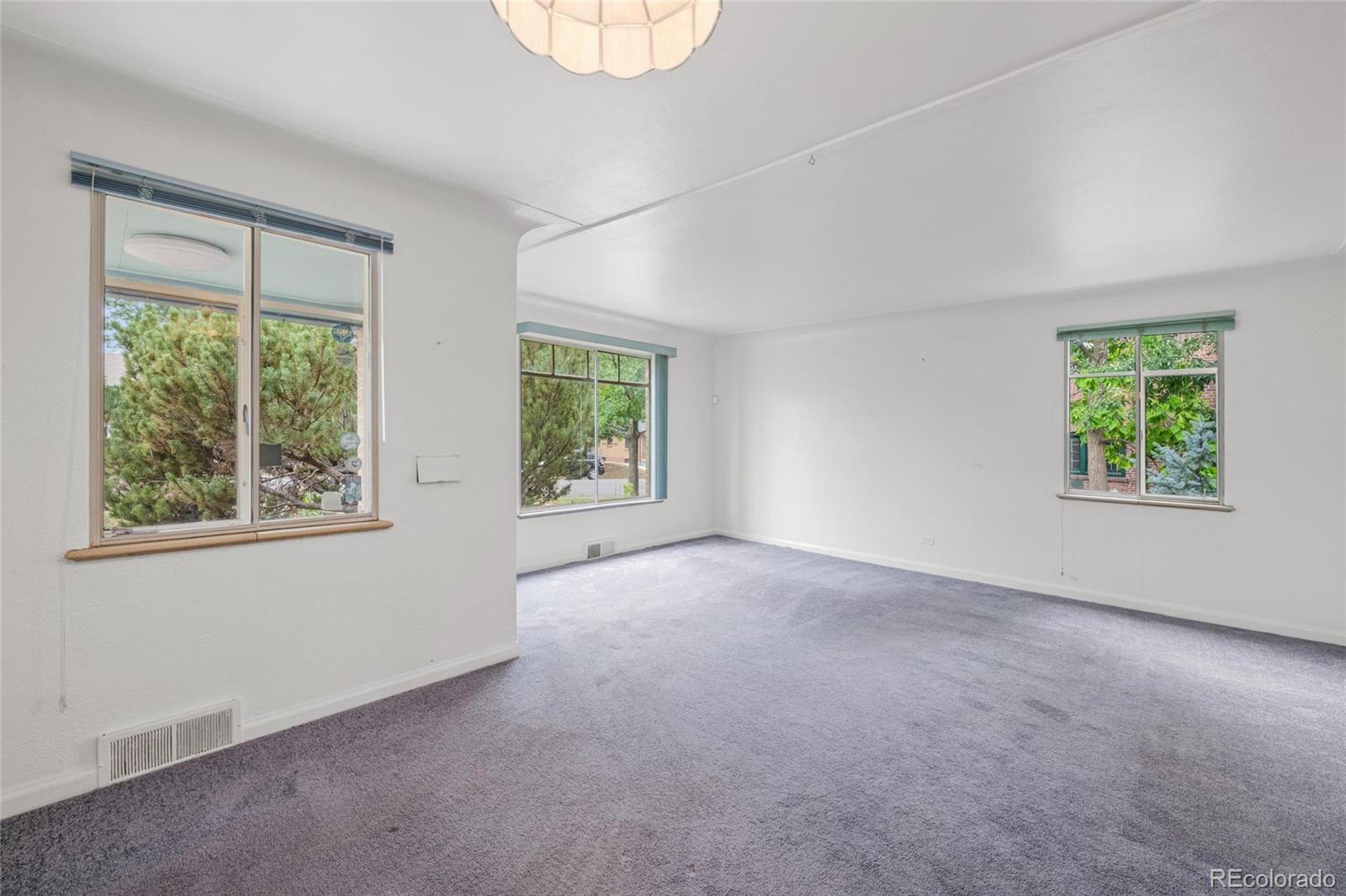 MLS Image #4 for 582 s alcott street,denver, Colorado