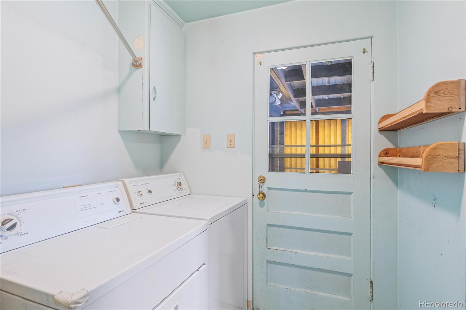 MLS Image #7 for 582 s alcott street,denver, Colorado