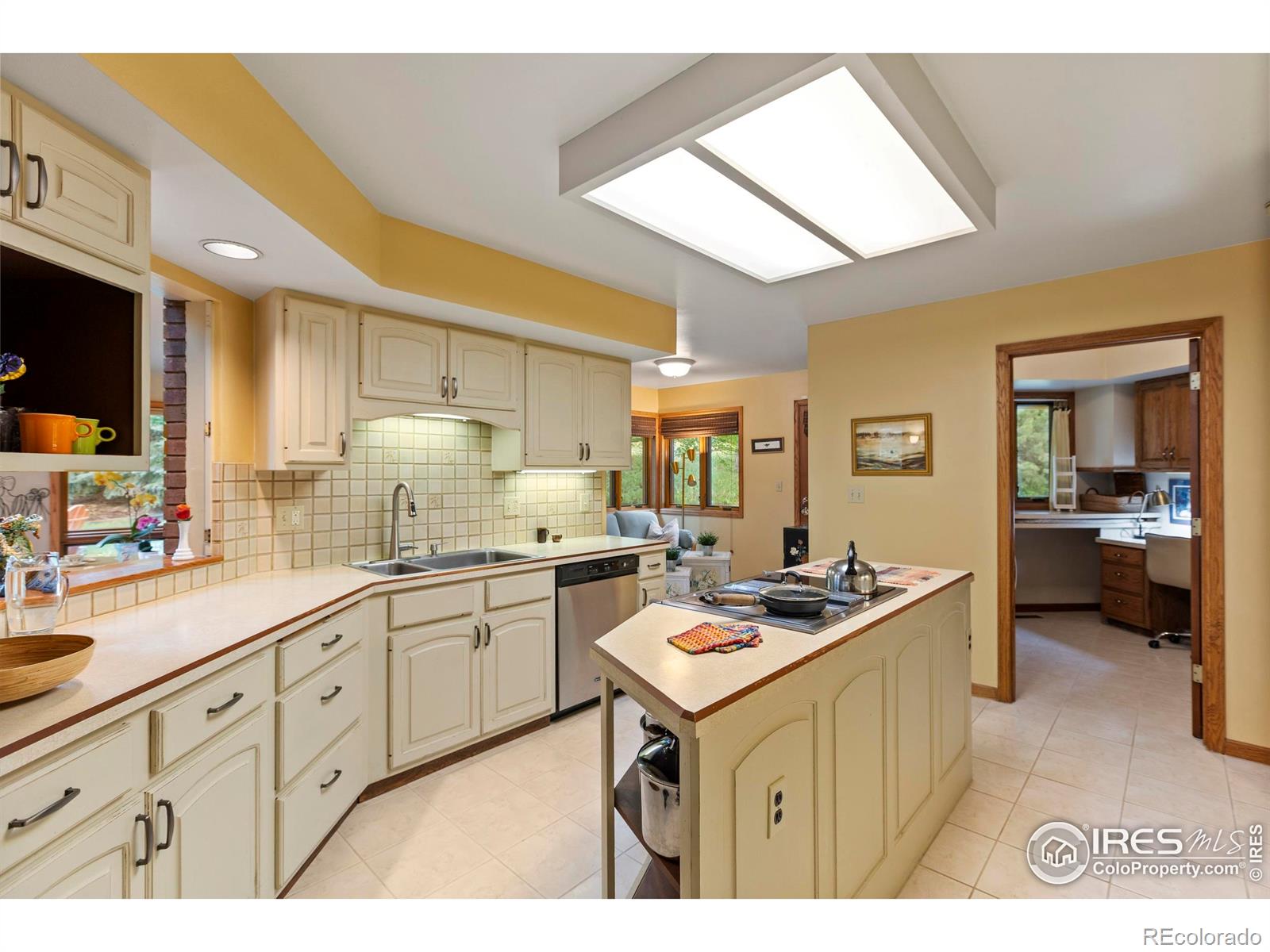 MLS Image #13 for 419  skysail lane,fort collins, Colorado