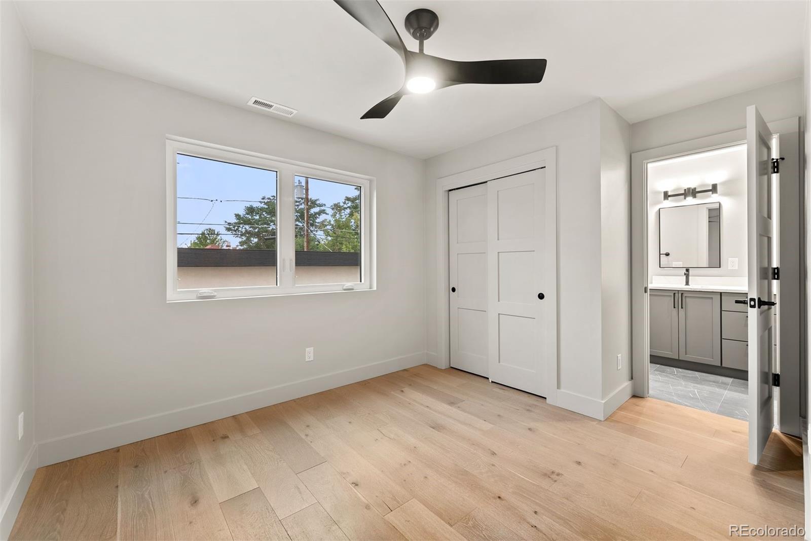 MLS Image #12 for 2522 s cherokee street,denver, Colorado