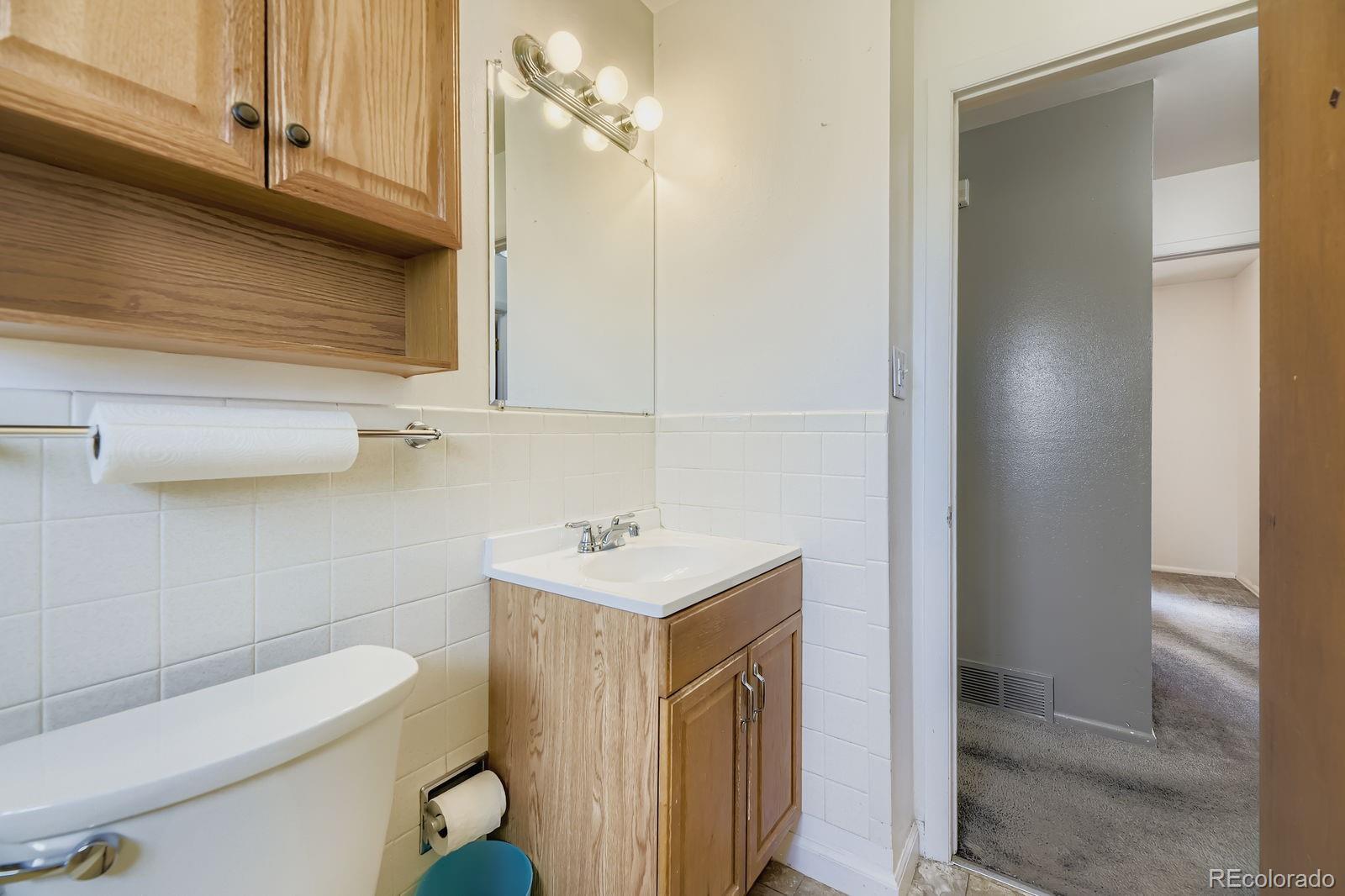 MLS Image #14 for 970  olathe street,aurora, Colorado