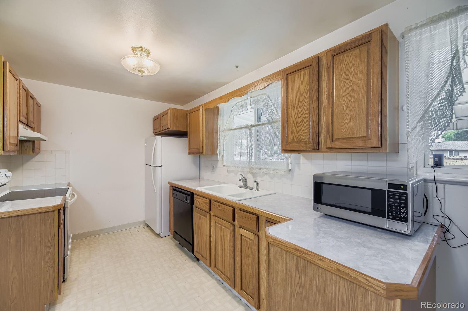 MLS Image #7 for 970  olathe street,aurora, Colorado