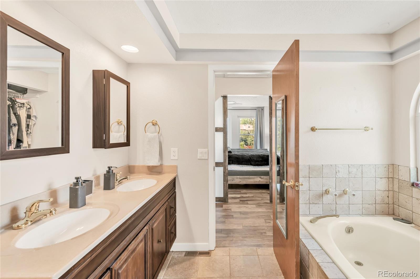 MLS Image #13 for 9704  iris ,broomfield, Colorado