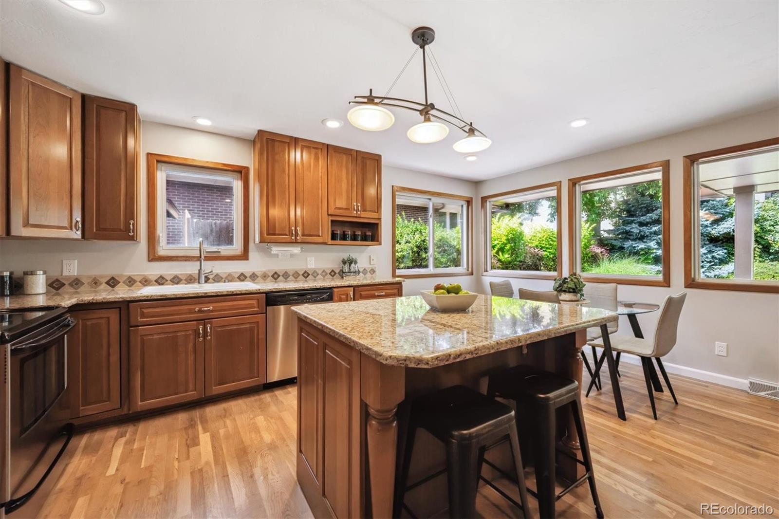 MLS Image #9 for 2581  newcombe street,lakewood, Colorado