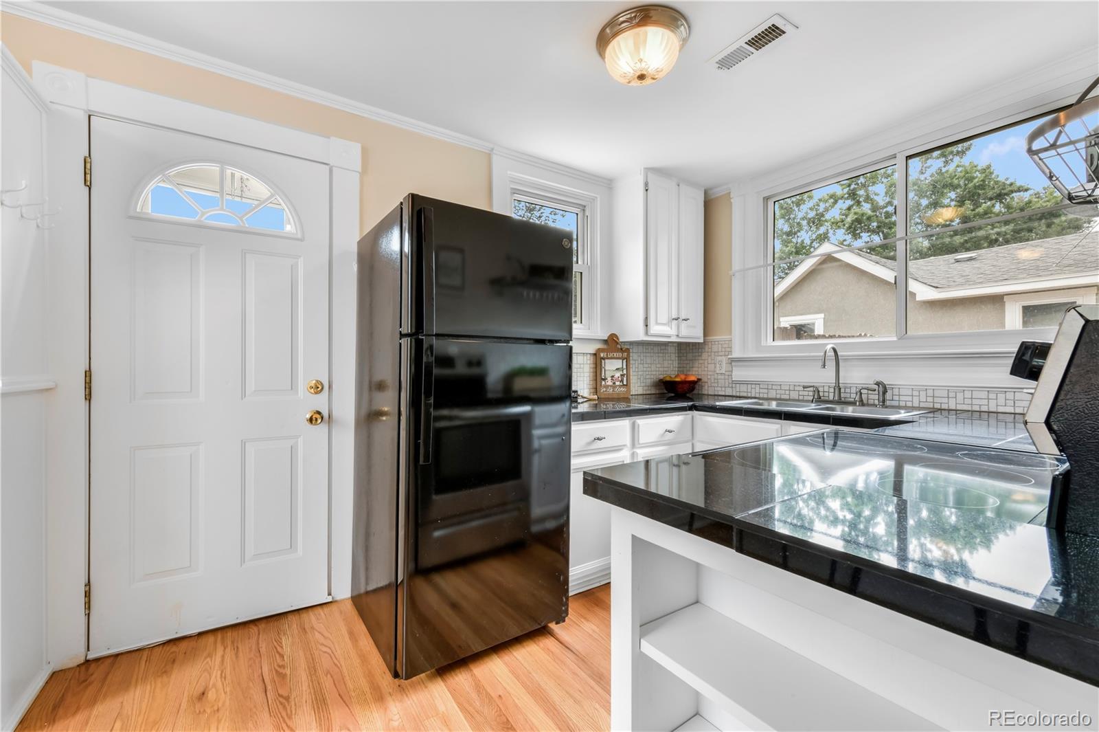 MLS Image #18 for 825  arcadia place,colorado springs, Colorado