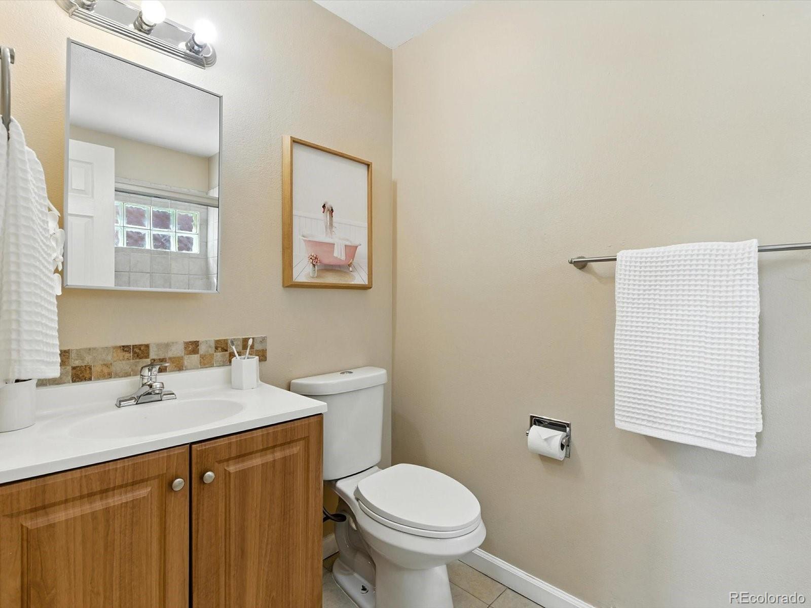 MLS Image #11 for 11404 e yale place,aurora, Colorado