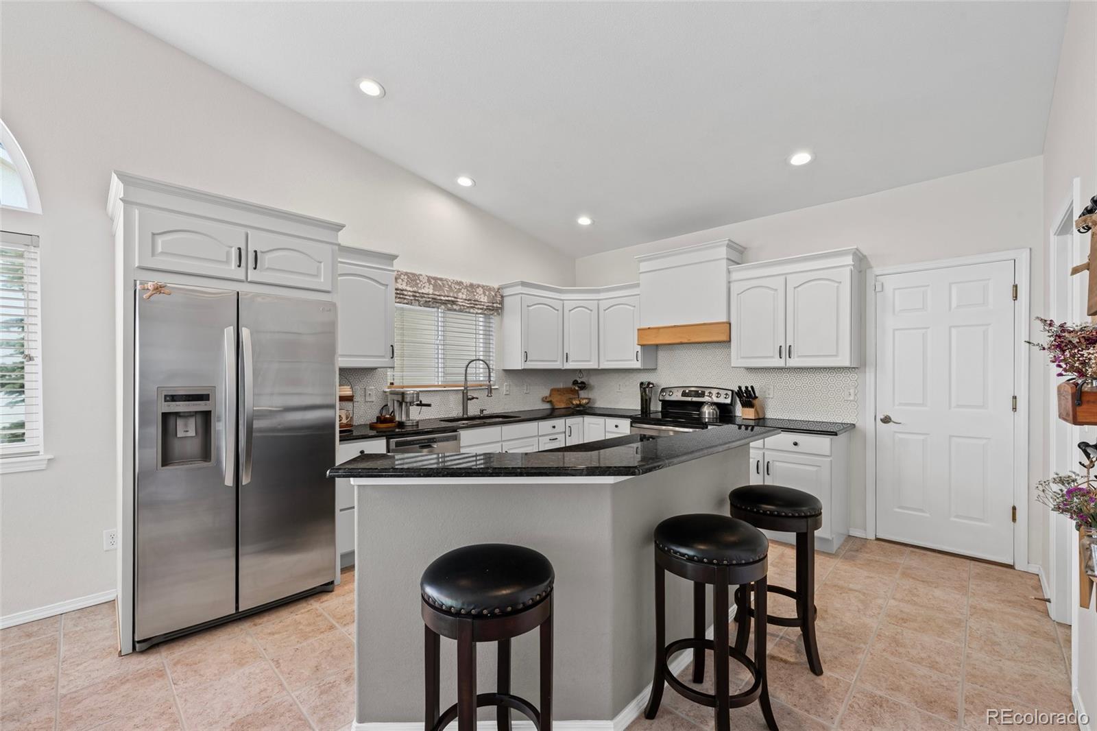 MLS Image #16 for 3440  hollycrest drive,colorado springs, Colorado