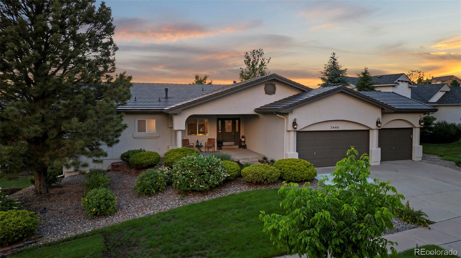 MLS Image #3 for 3440  hollycrest drive,colorado springs, Colorado