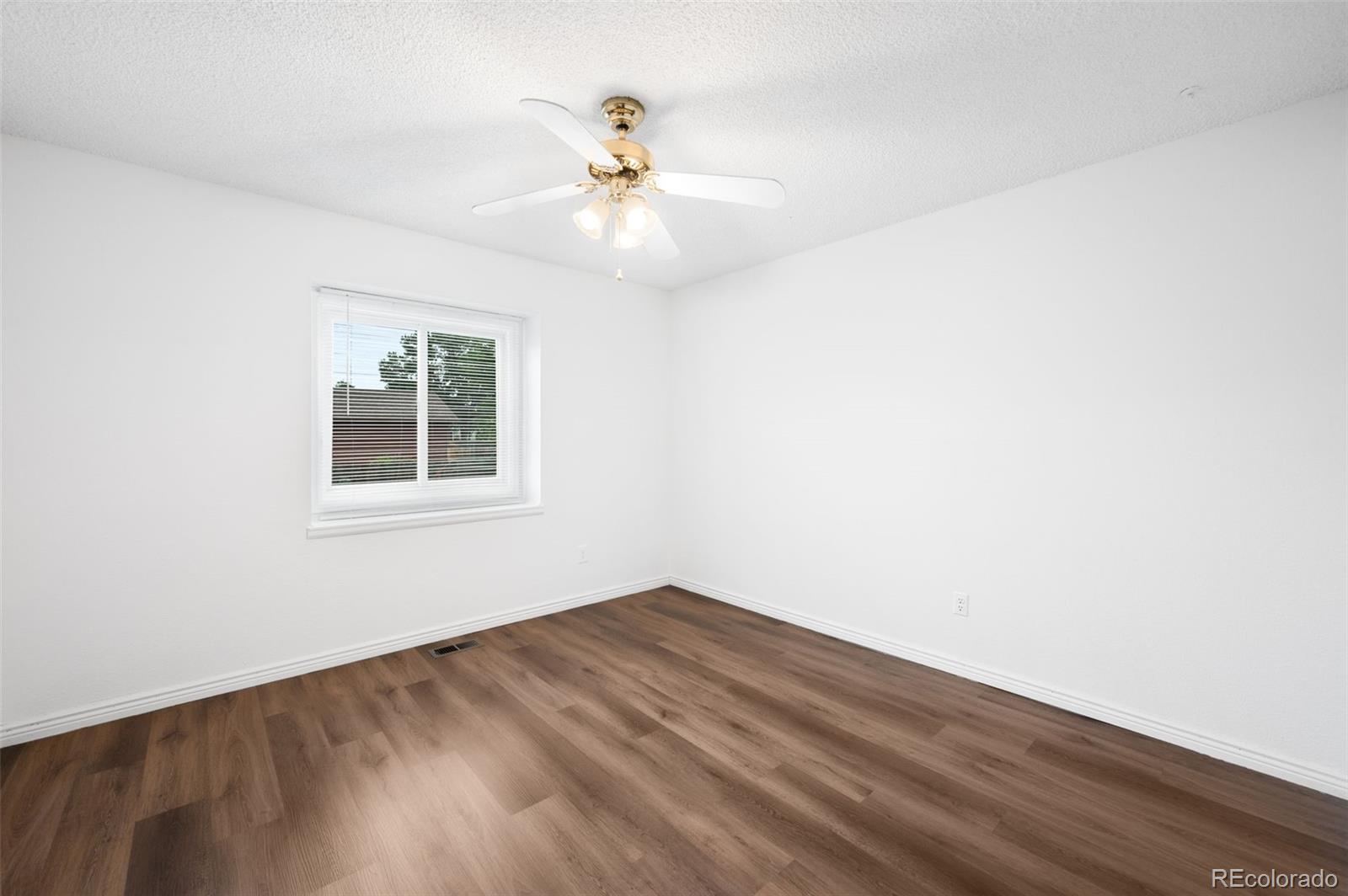 MLS Image #15 for 858 s ouray drive,loveland, Colorado