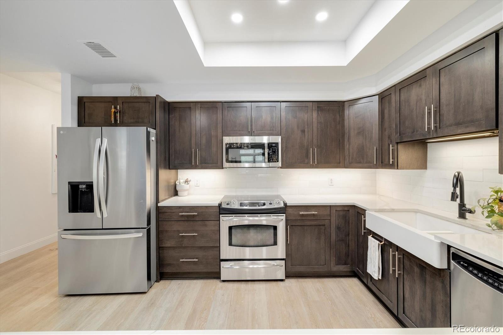 MLS Image #10 for 1512  larimer street,denver, Colorado
