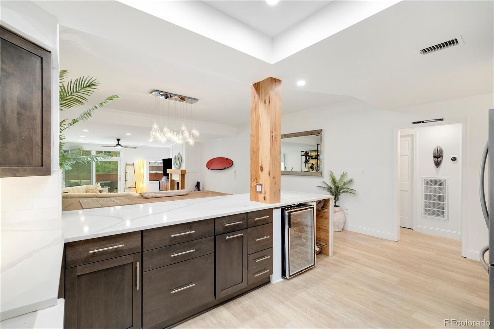 MLS Image #11 for 1512  larimer street,denver, Colorado