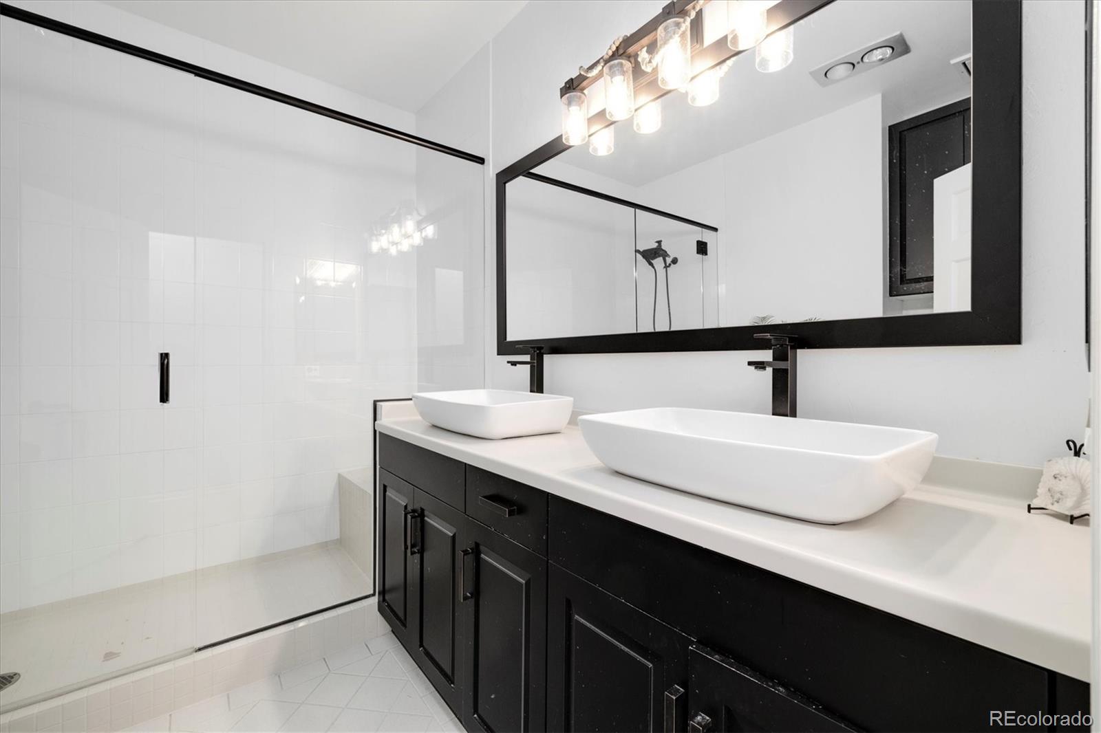 MLS Image #27 for 1512  larimer street,denver, Colorado