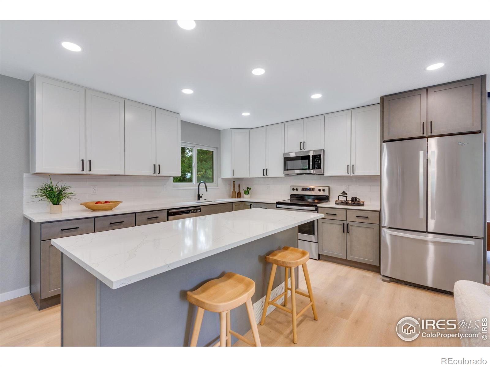 CMA Image for 3721  Columbia Drive,Longmont, Colorado