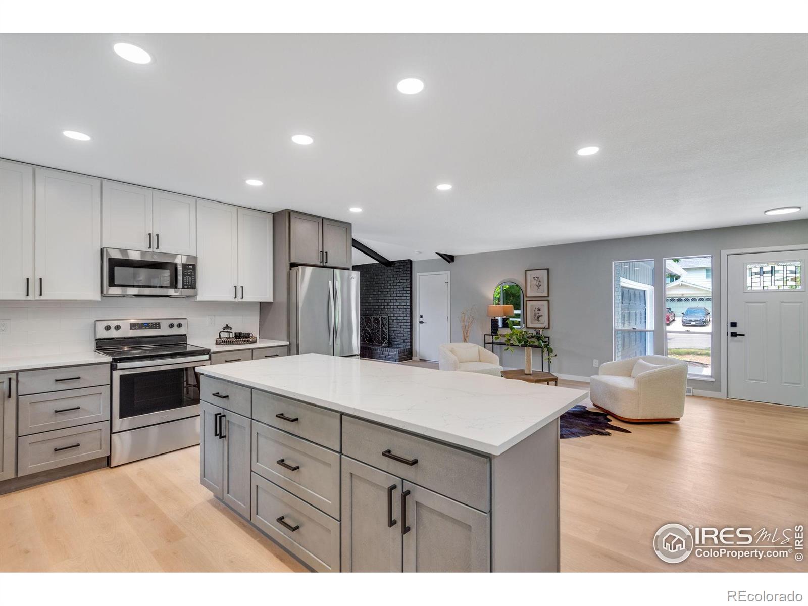 MLS Image #2 for 3721  columbia drive,longmont, Colorado