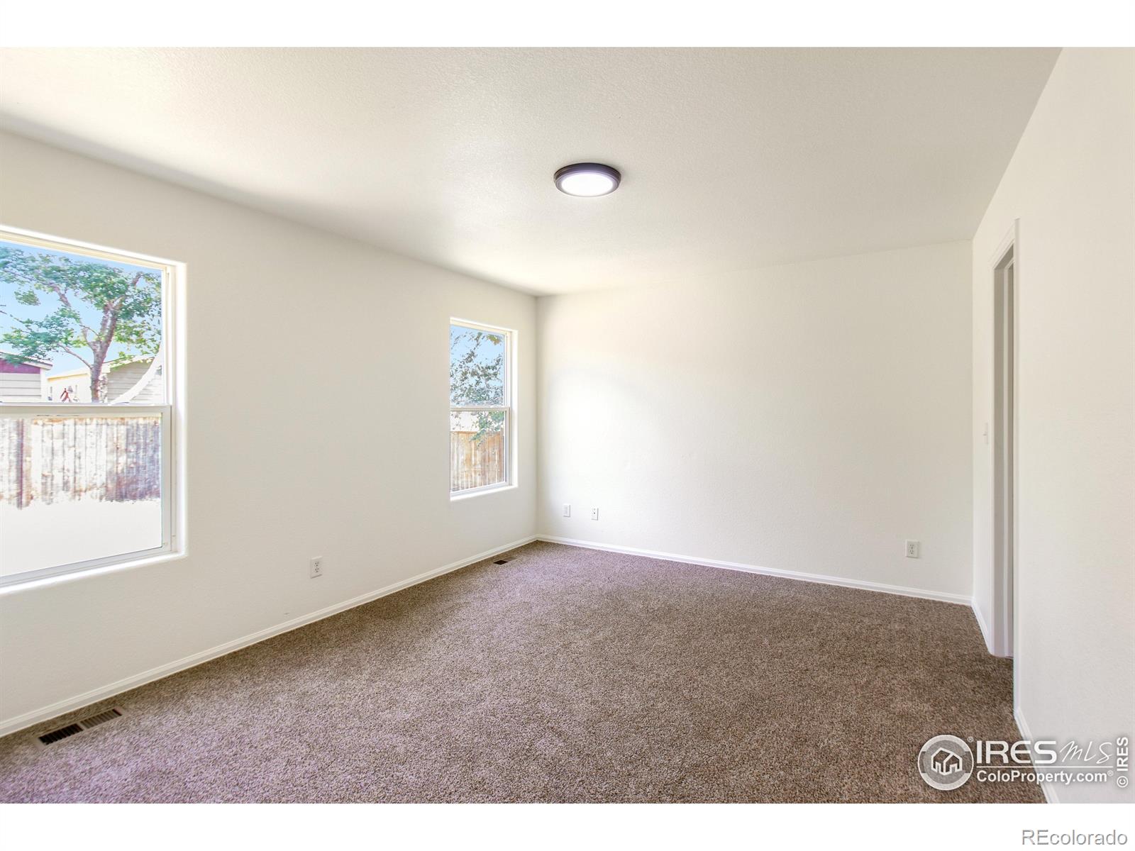 MLS Image #6 for 3302  39th avenue,evans, Colorado