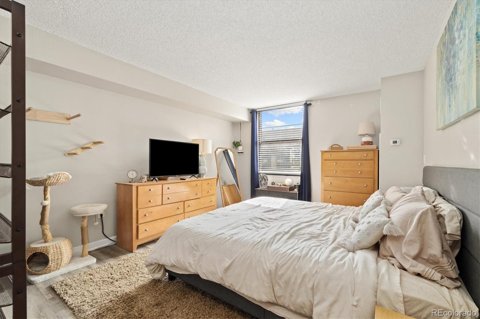MLS Image #4 for 1301  speer boulevard,denver, Colorado