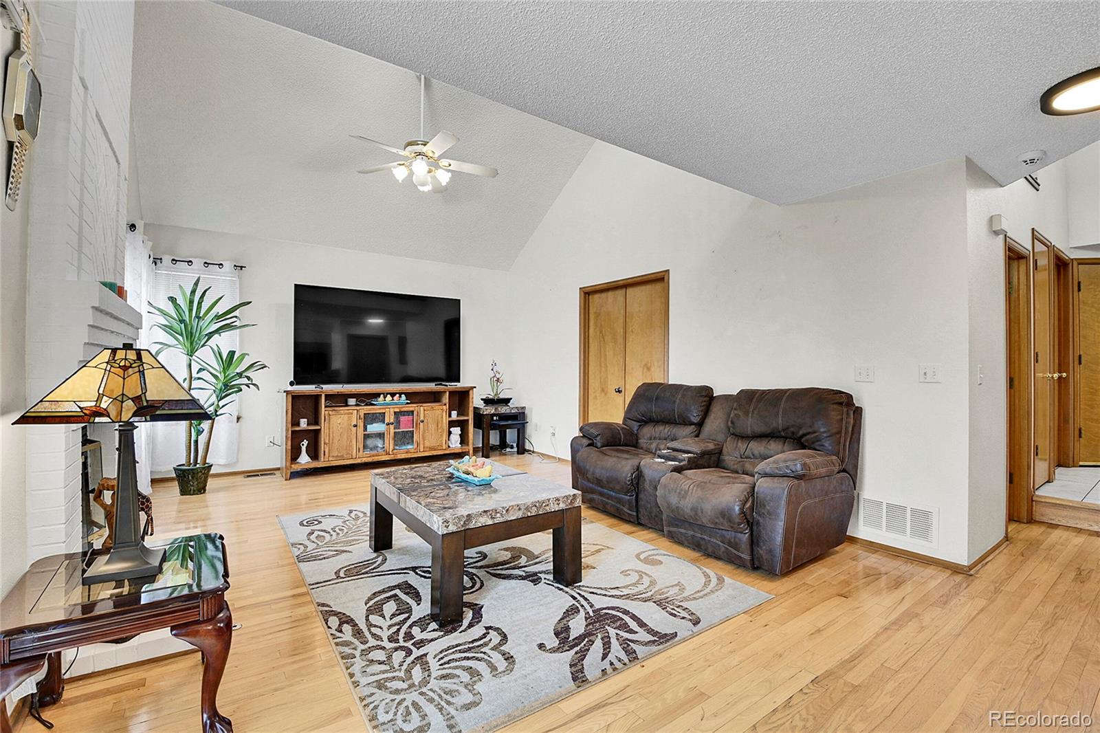 MLS Image #11 for 4897 s argonne street,aurora, Colorado