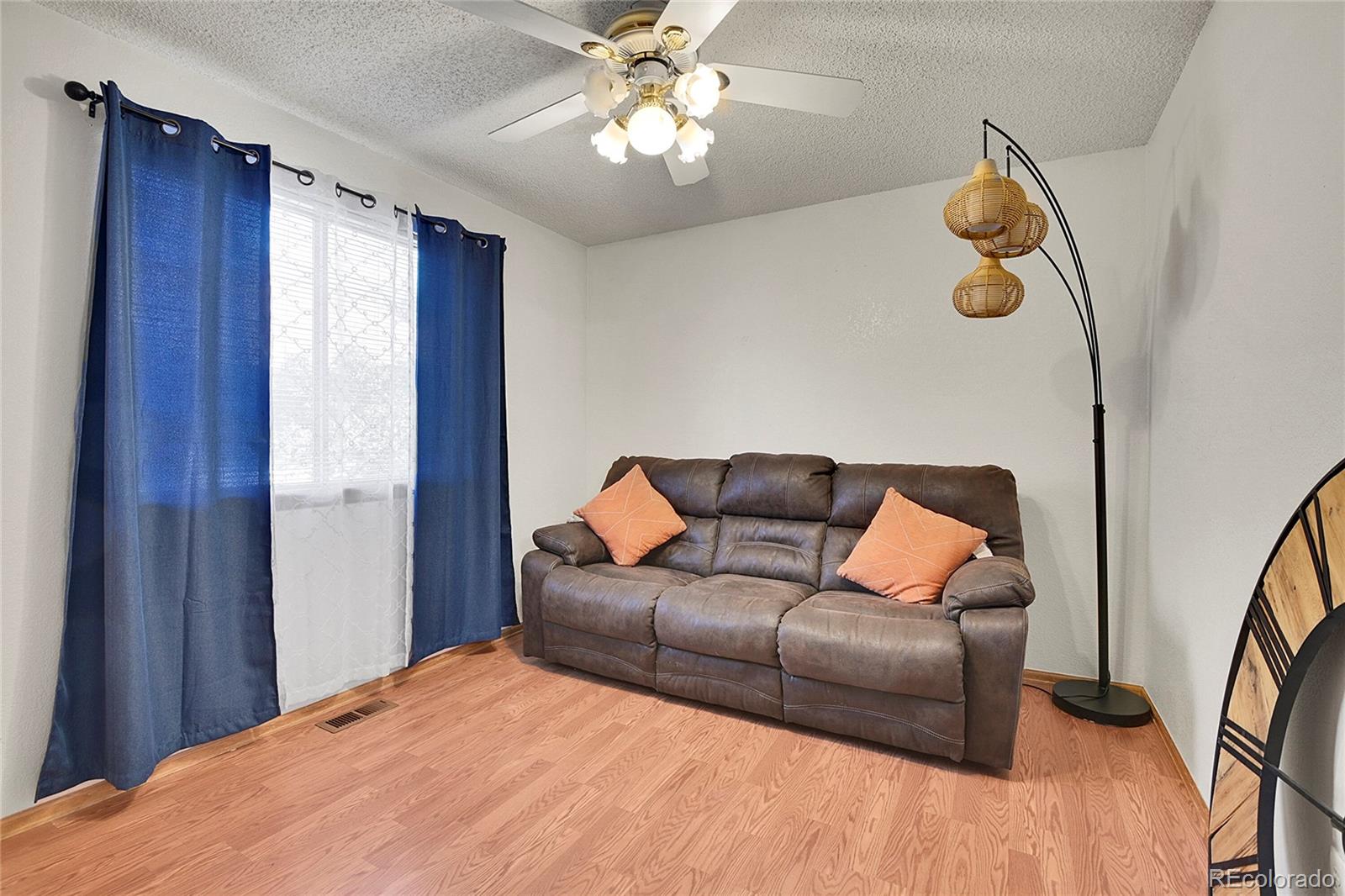 MLS Image #13 for 4897 s argonne street,aurora, Colorado