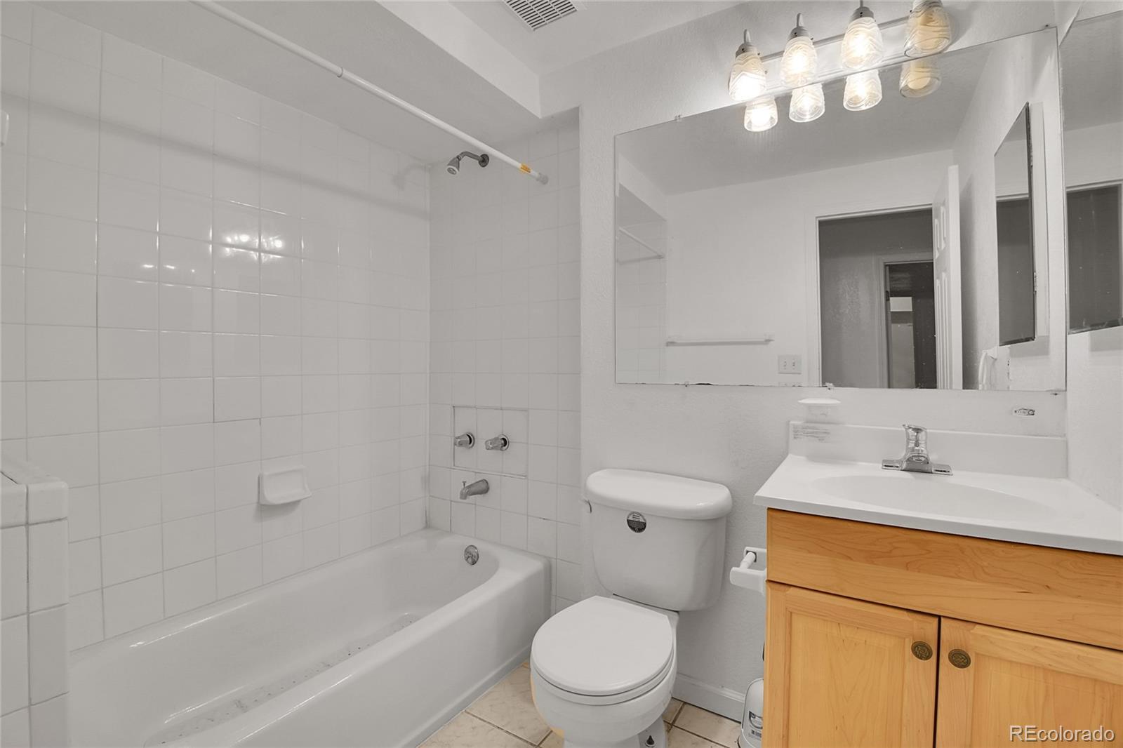 MLS Image #39 for 4897 s argonne street,aurora, Colorado