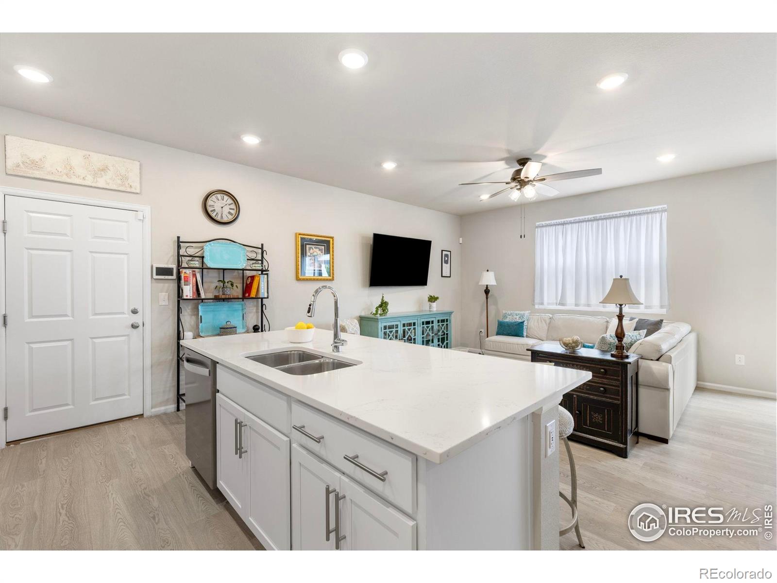 MLS Image #16 for 332  fickel farm trail,berthoud, Colorado