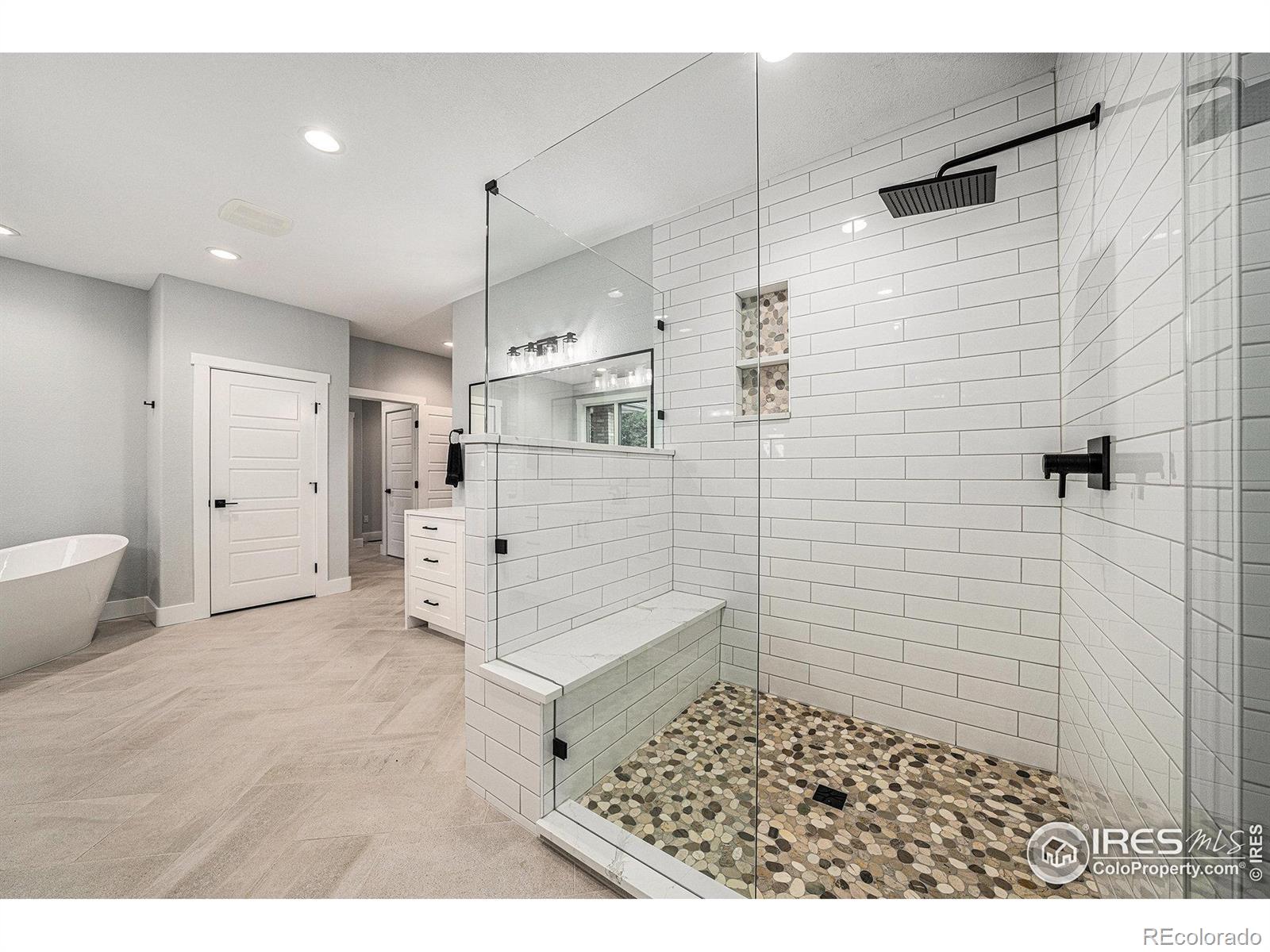 MLS Image #12 for 796  abrams way,loveland, Colorado