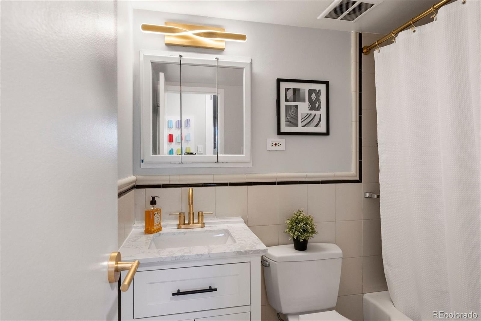 MLS Image #8 for 1200  vine street,denver, Colorado