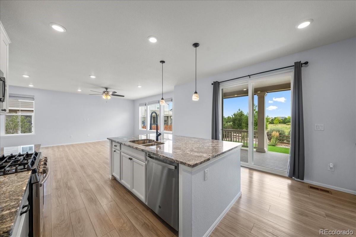 MLS Image #6 for 405 n old hammer street,aurora, Colorado