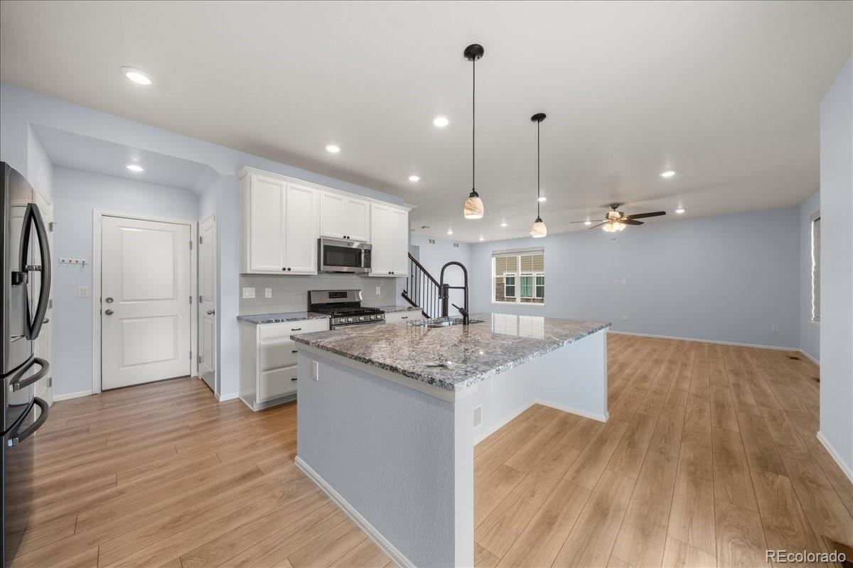 MLS Image #7 for 405 n old hammer street,aurora, Colorado