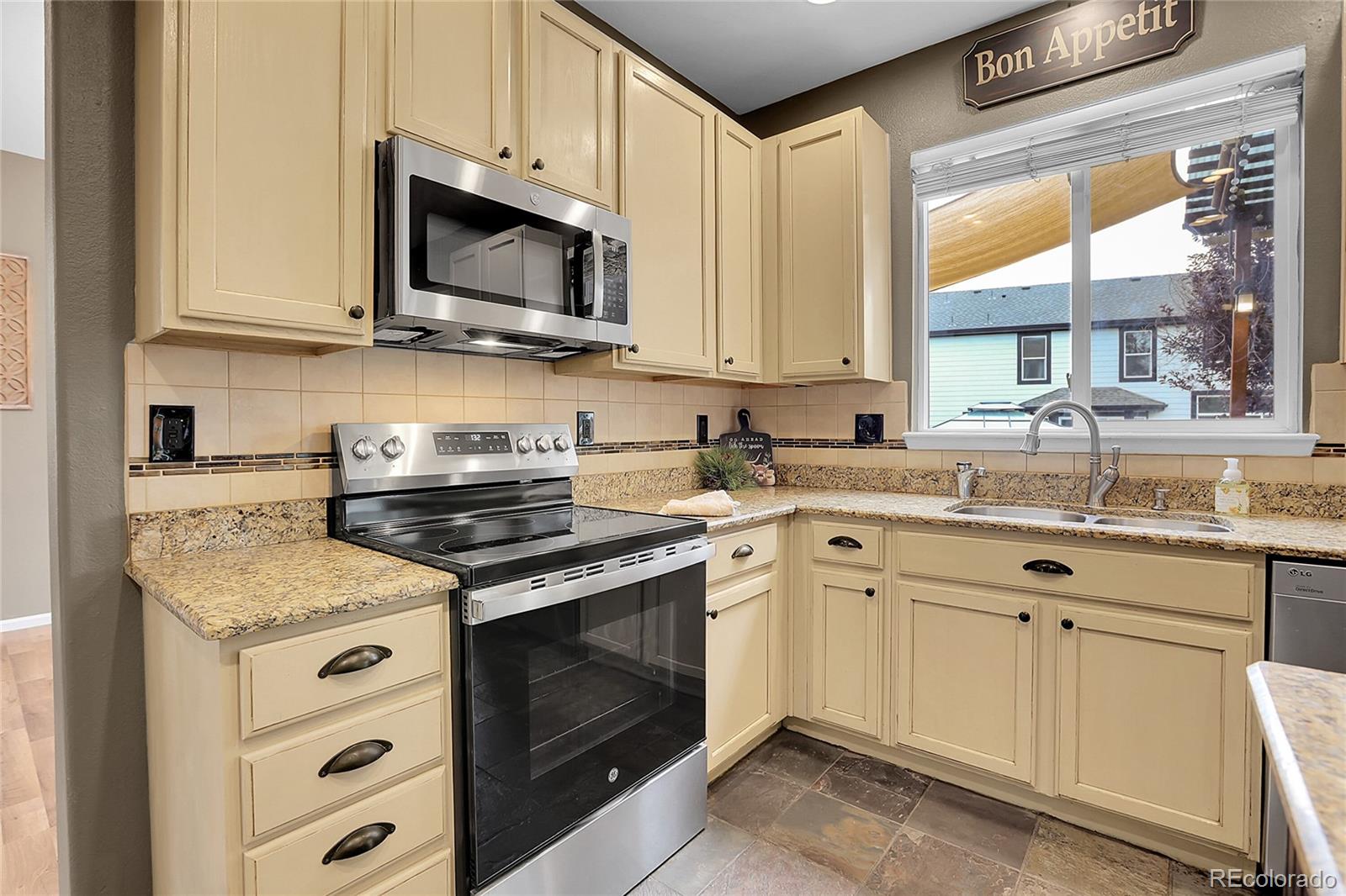 MLS Image #11 for 19151 e hollow creek drive,parker, Colorado