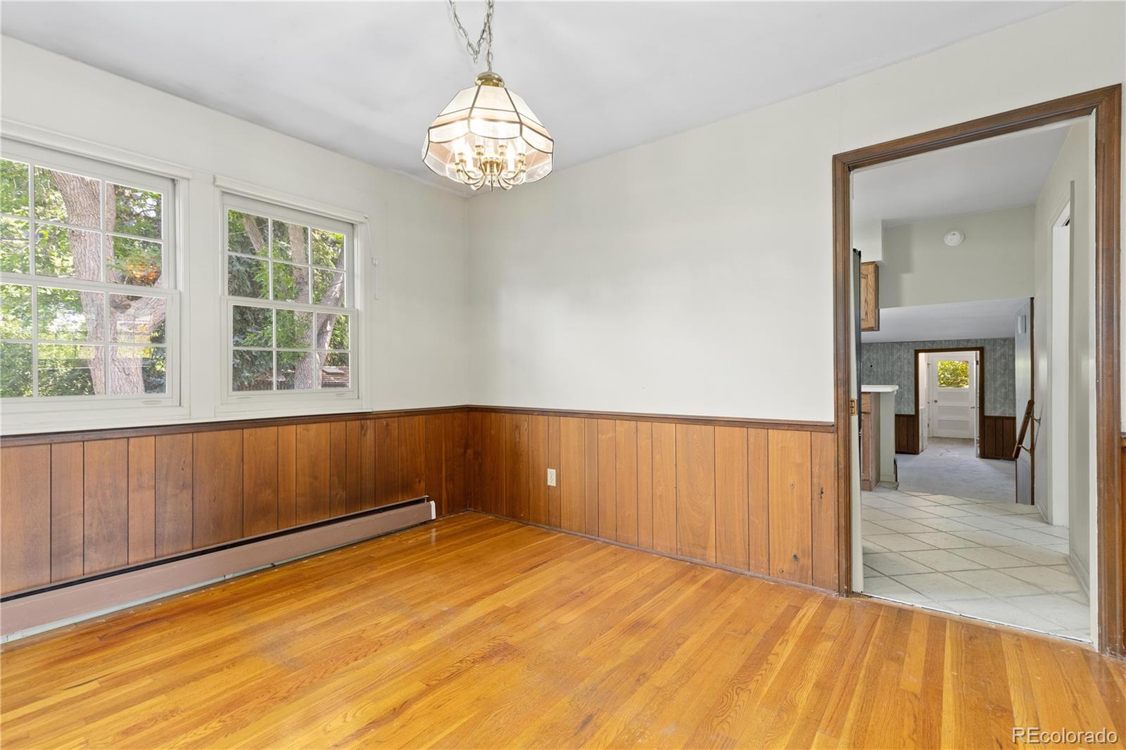 MLS Image #10 for 2595 s leyden street,denver, Colorado