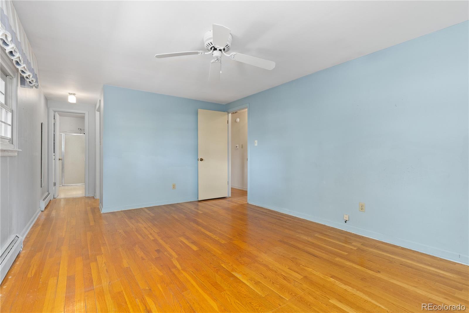 MLS Image #22 for 2595 s leyden street,denver, Colorado