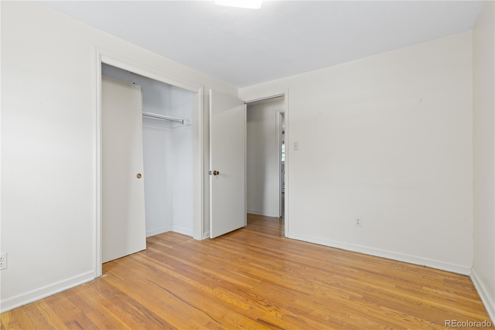 MLS Image #26 for 2595 s leyden street,denver, Colorado