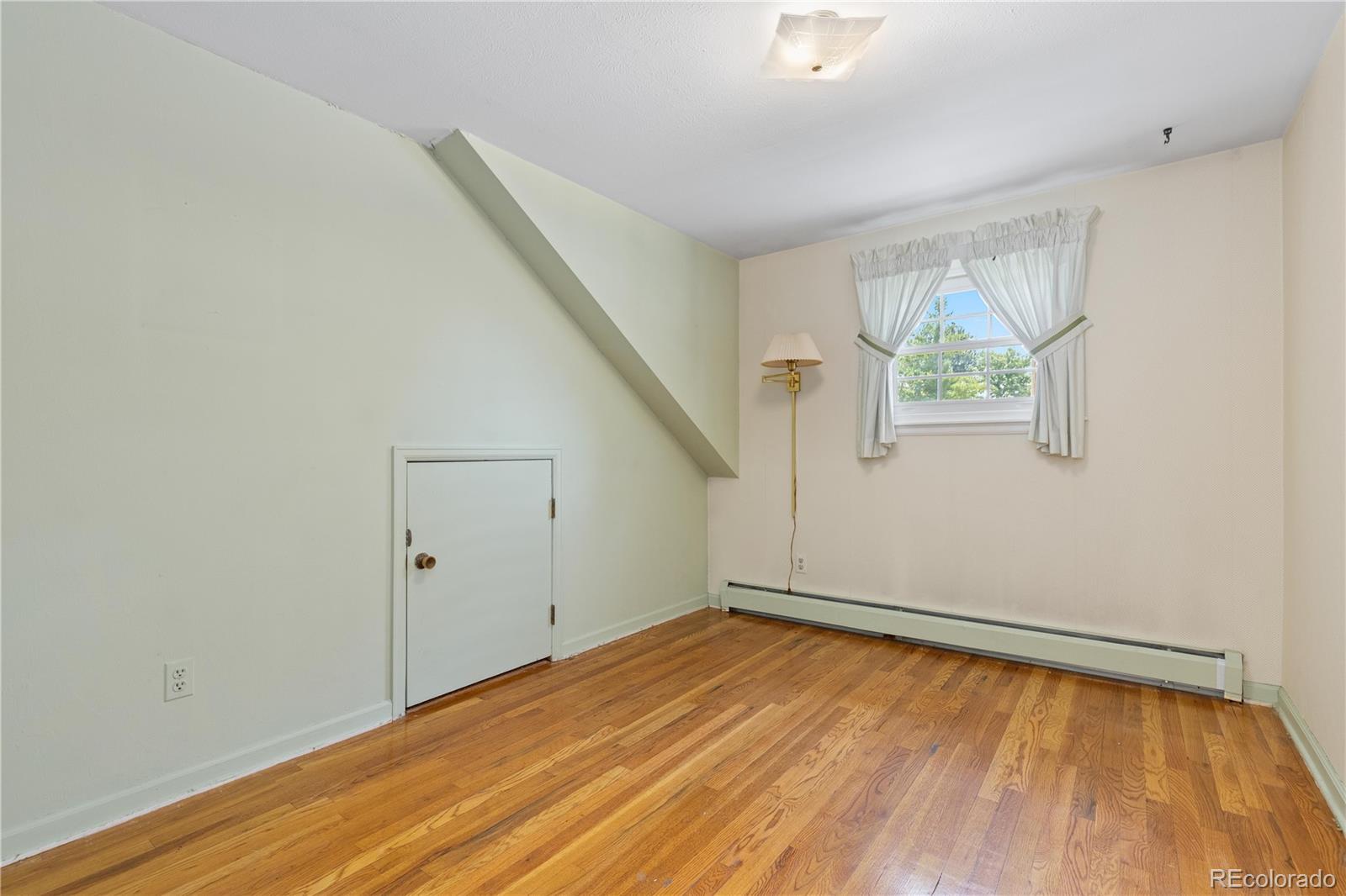 MLS Image #28 for 2595 s leyden street,denver, Colorado