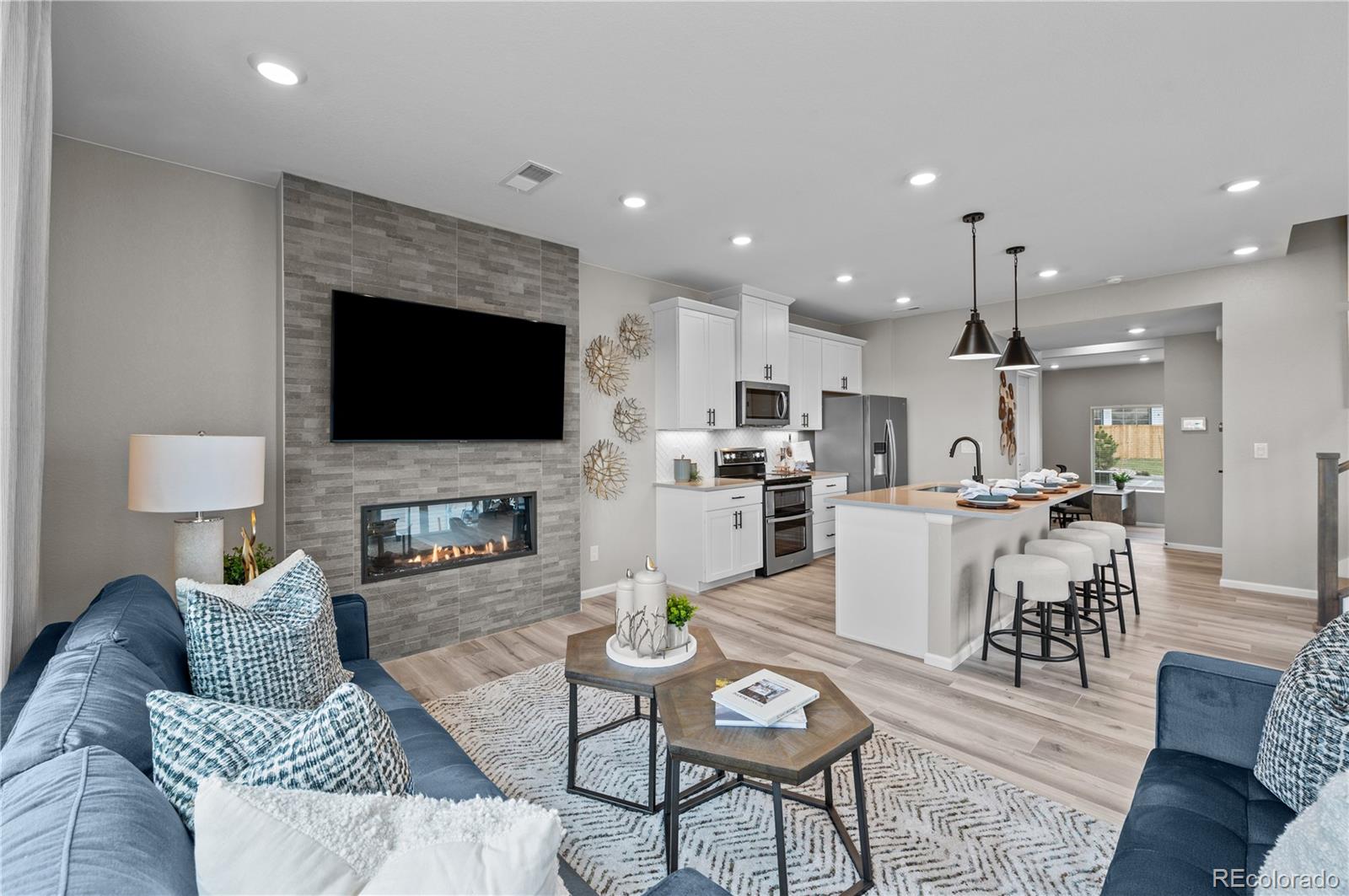 MLS Image #5 for 9457 w 58th lane,arvada, Colorado