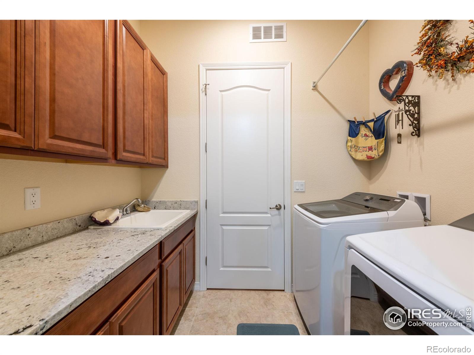 MLS Image #22 for 7819  spruce court,thornton, Colorado