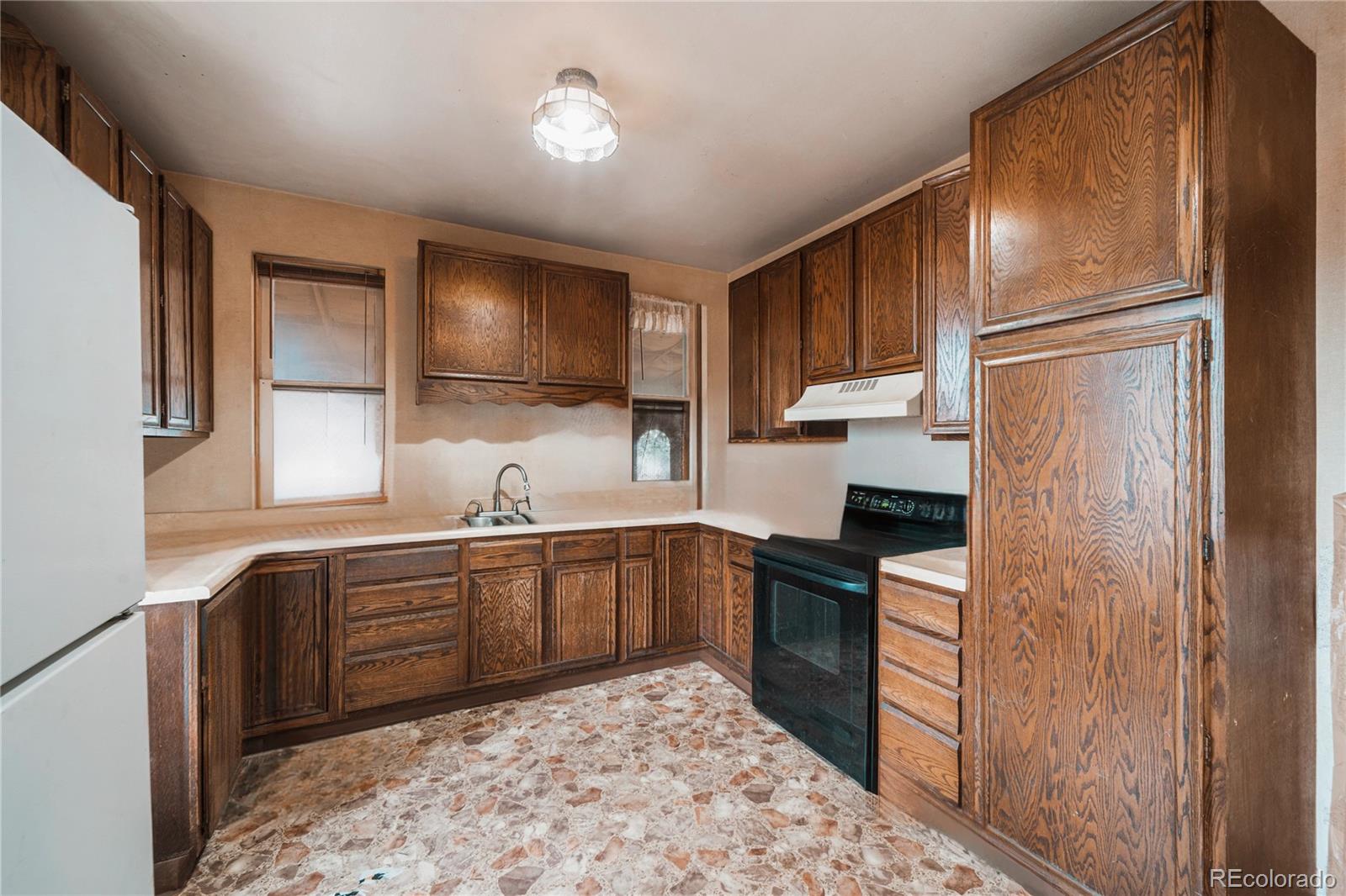 MLS Image #4 for 1902  spruce street,pueblo, Colorado