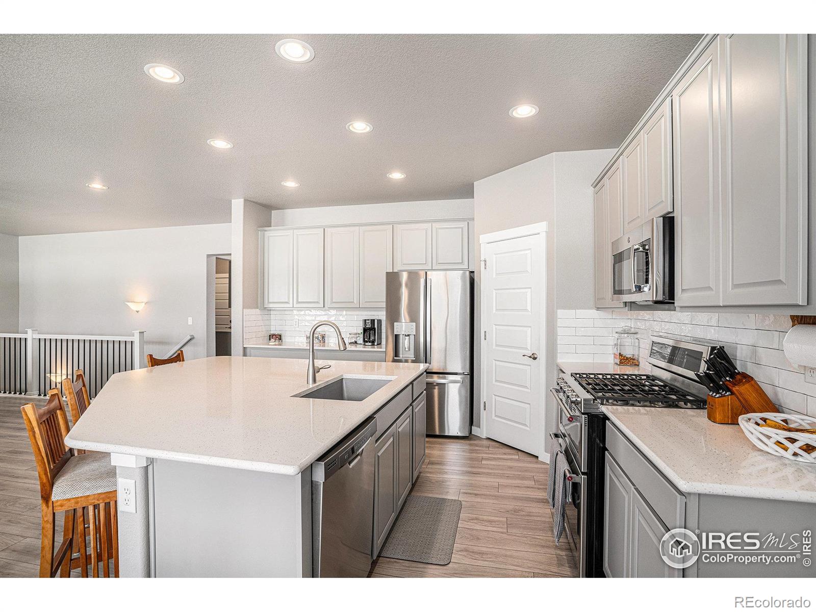 MLS Image #6 for 1834  holloway drive,windsor, Colorado
