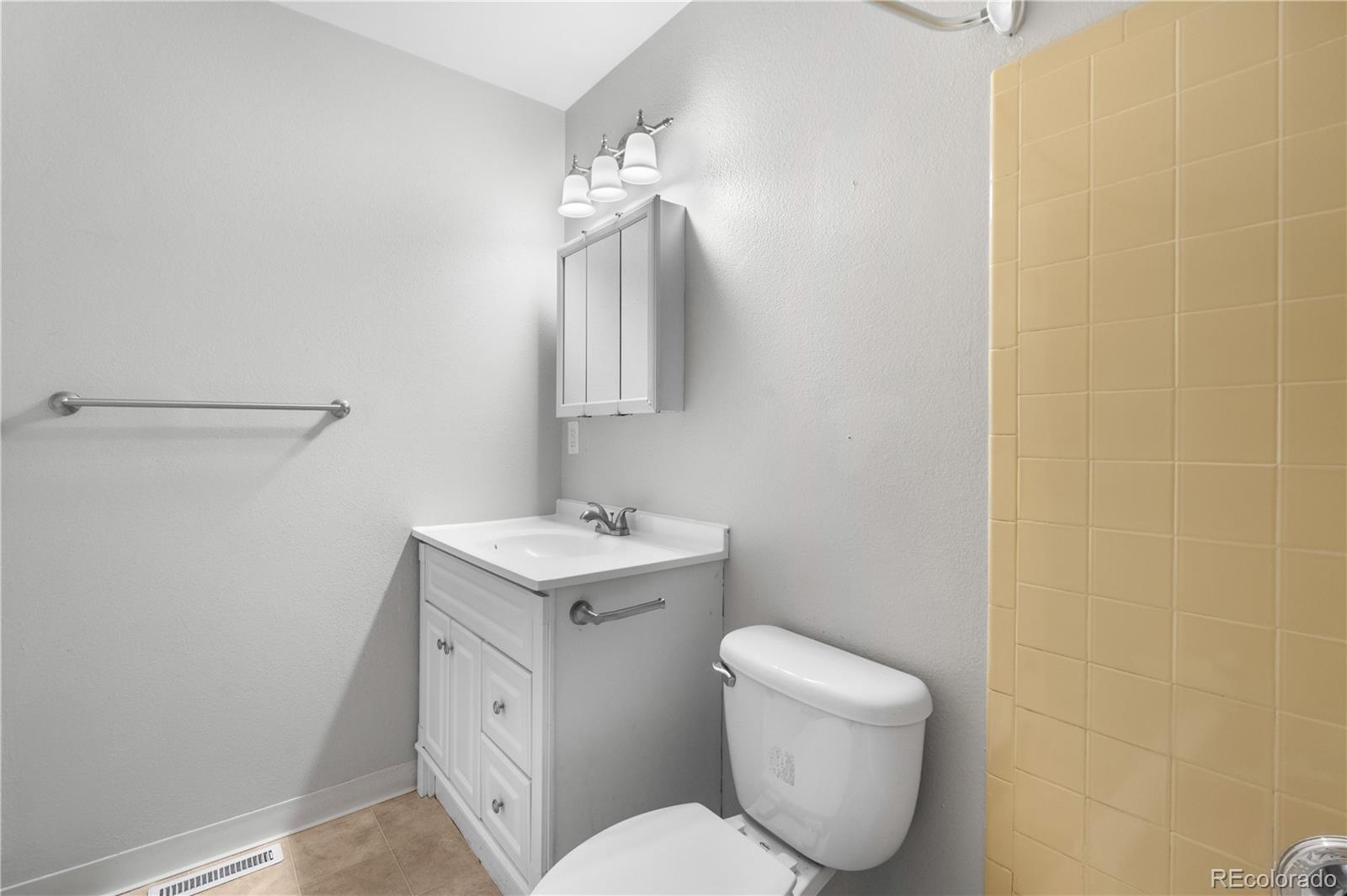MLS Image #10 for 10001 e evans avenue,aurora, Colorado