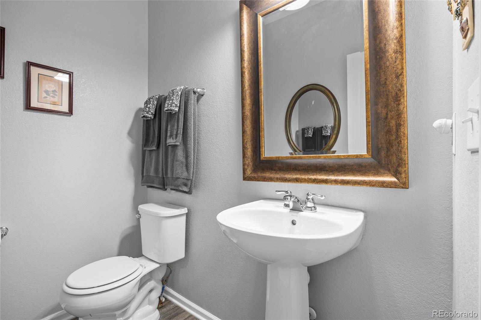MLS Image #13 for 1253 s dallas court,denver, Colorado