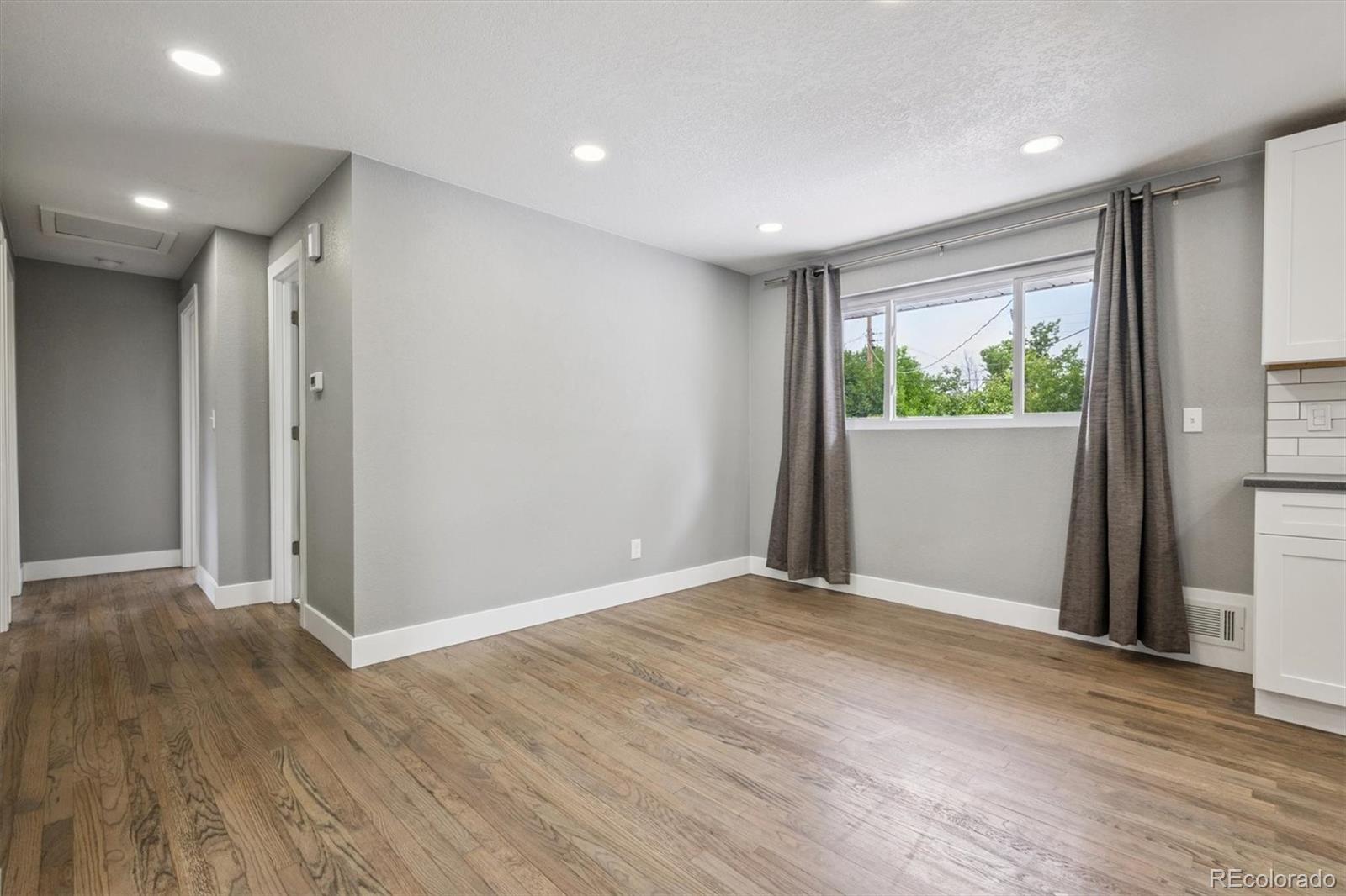 MLS Image #12 for 6560 s washington street,centennial, Colorado