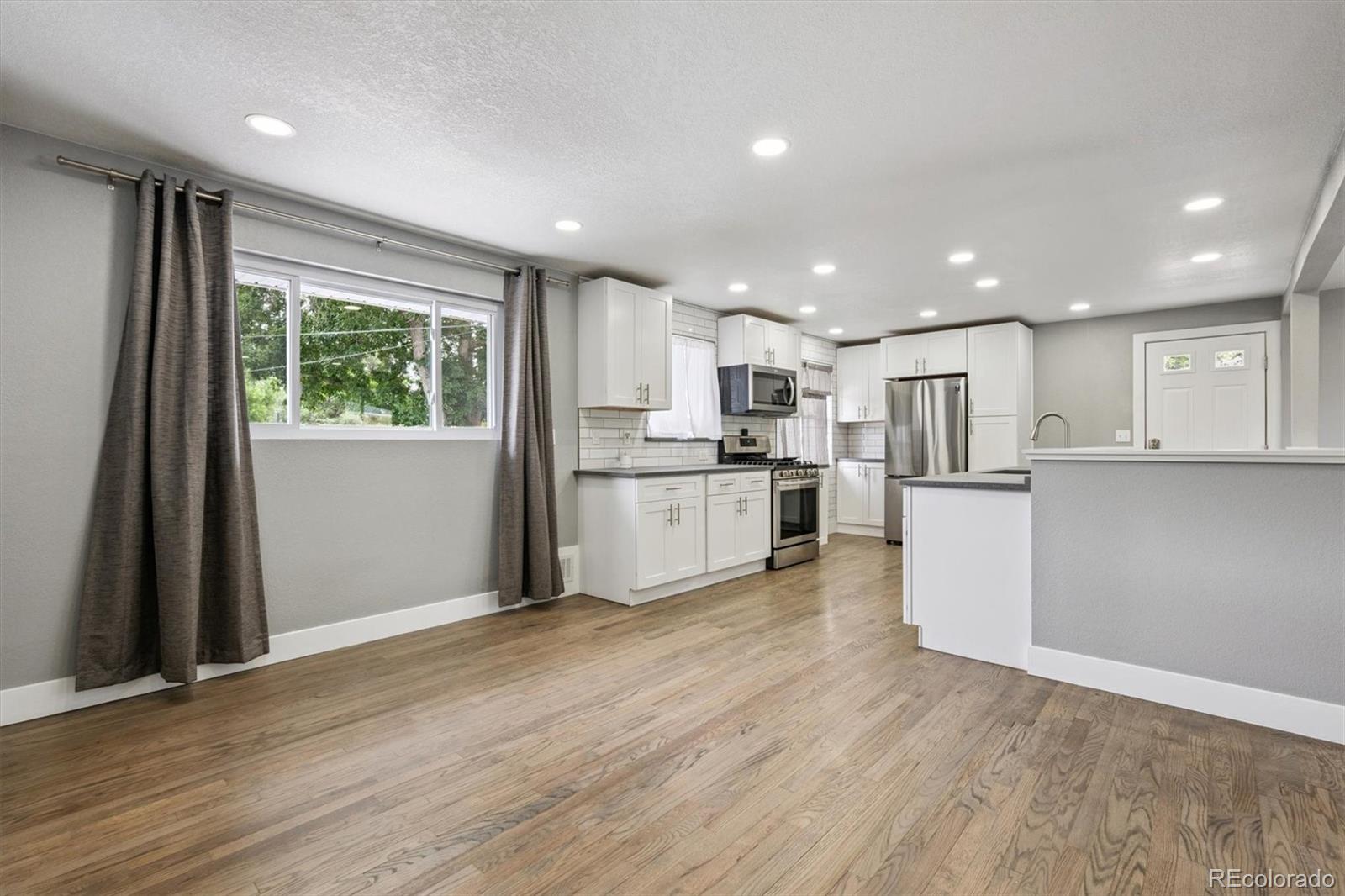 MLS Image #13 for 6560 s washington street,centennial, Colorado