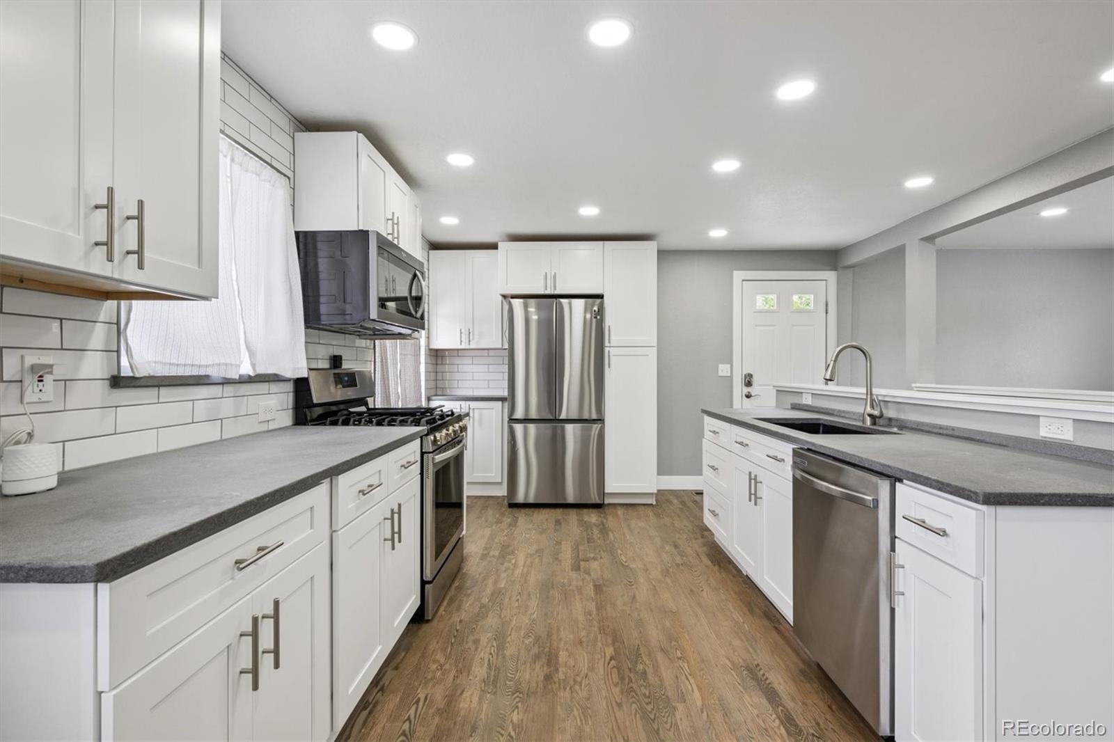 MLS Image #17 for 6560 s washington street,centennial, Colorado